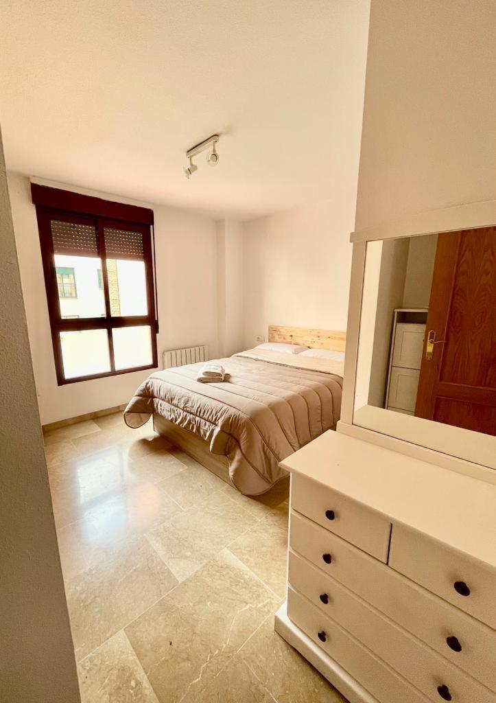 Apartamento, Piscina Y Parking Granada Tico Medina Eksteriør bilde